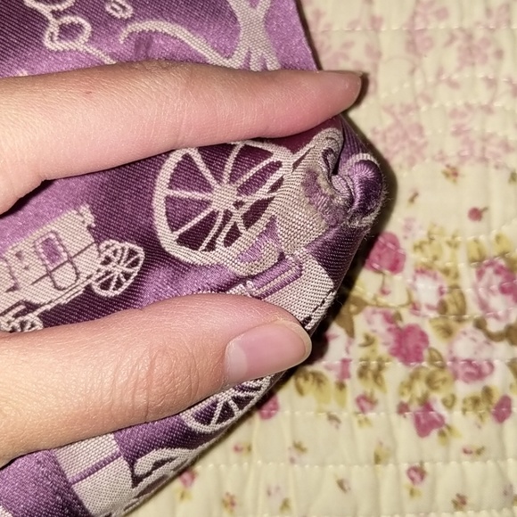 Coach - Picture 4 of 6